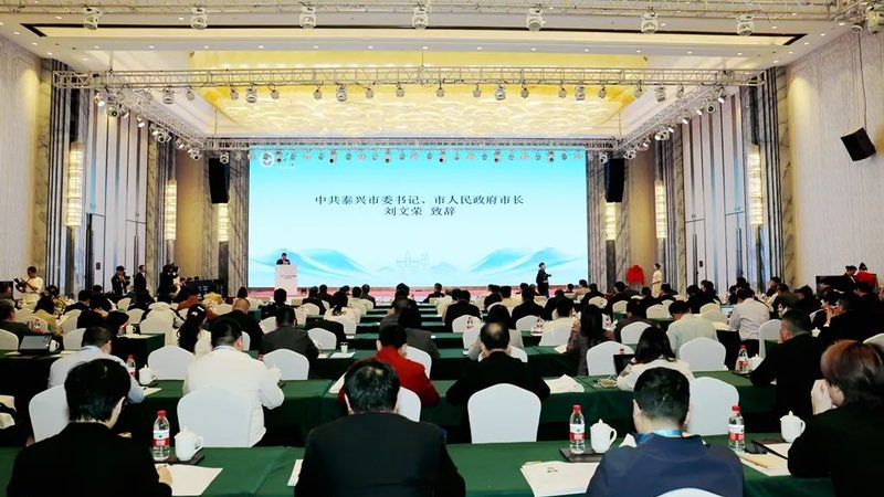 化工原料性价比的“双刃剑”：如何精准选择？**