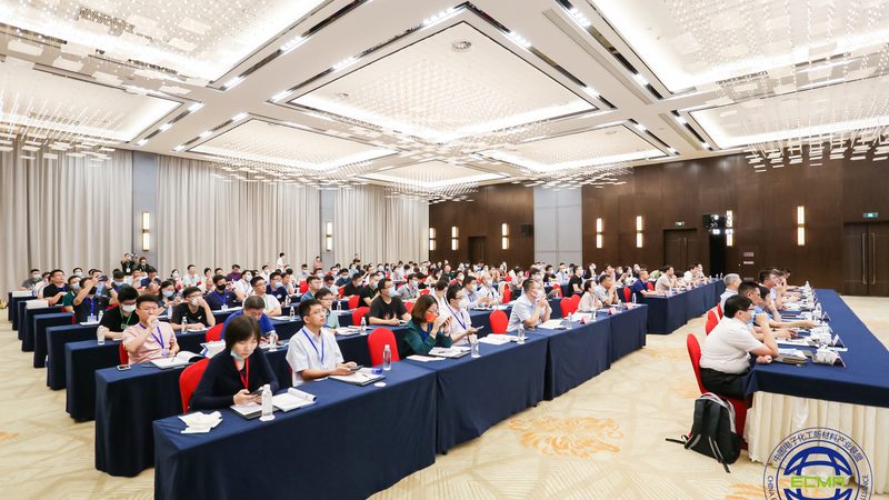 行业背景：工程塑料在工业领域的应用日益广泛